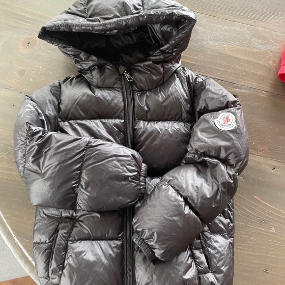 Toddler size 2 Moncler down jacket - Picture 1 of 4